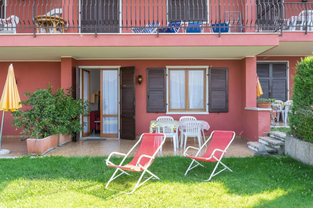 Gianni Two-Bedroom Garden Apartment