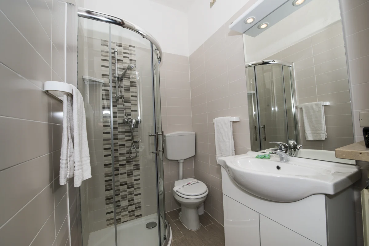 Gianni Two-Bedroom Side Apartment First Floor