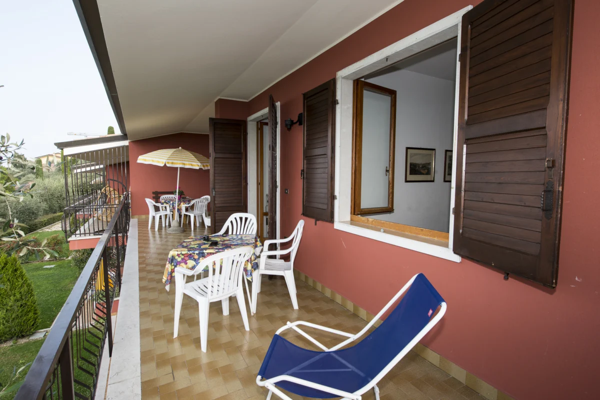 Gianni Two-Bedroom Side Apartment Ground Floor