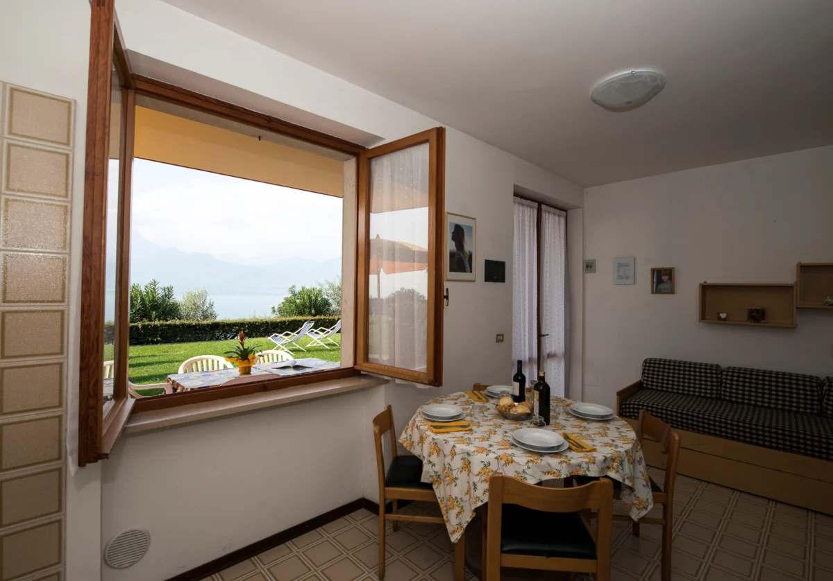 Gianni Two-Bedroom Garden Apartment
