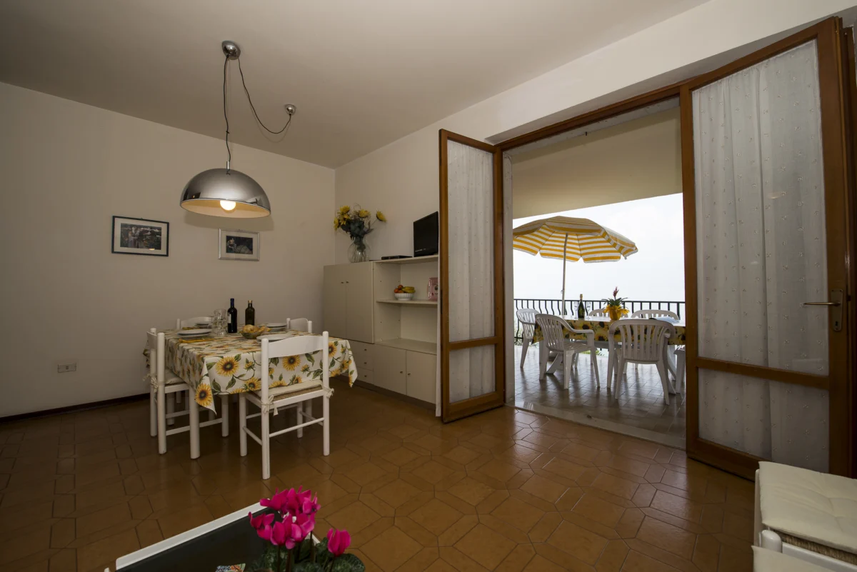 Gianni Three-Bedroom Terrace Apartment