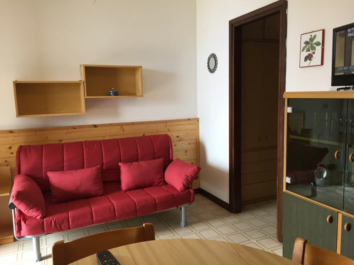 Gianni One-Bedroom Garden Apartment